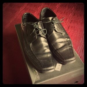 KENNETH COLE REACTION | Black Leather Shoes